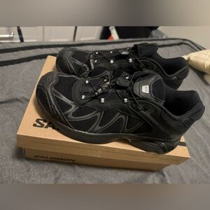 Salomon Women’s XT-Whisper in Black & Asphalt